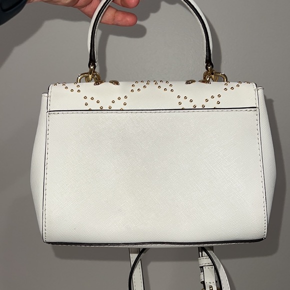 Authentic Michael Kors Ava Crossbody - Picture 6 of 12